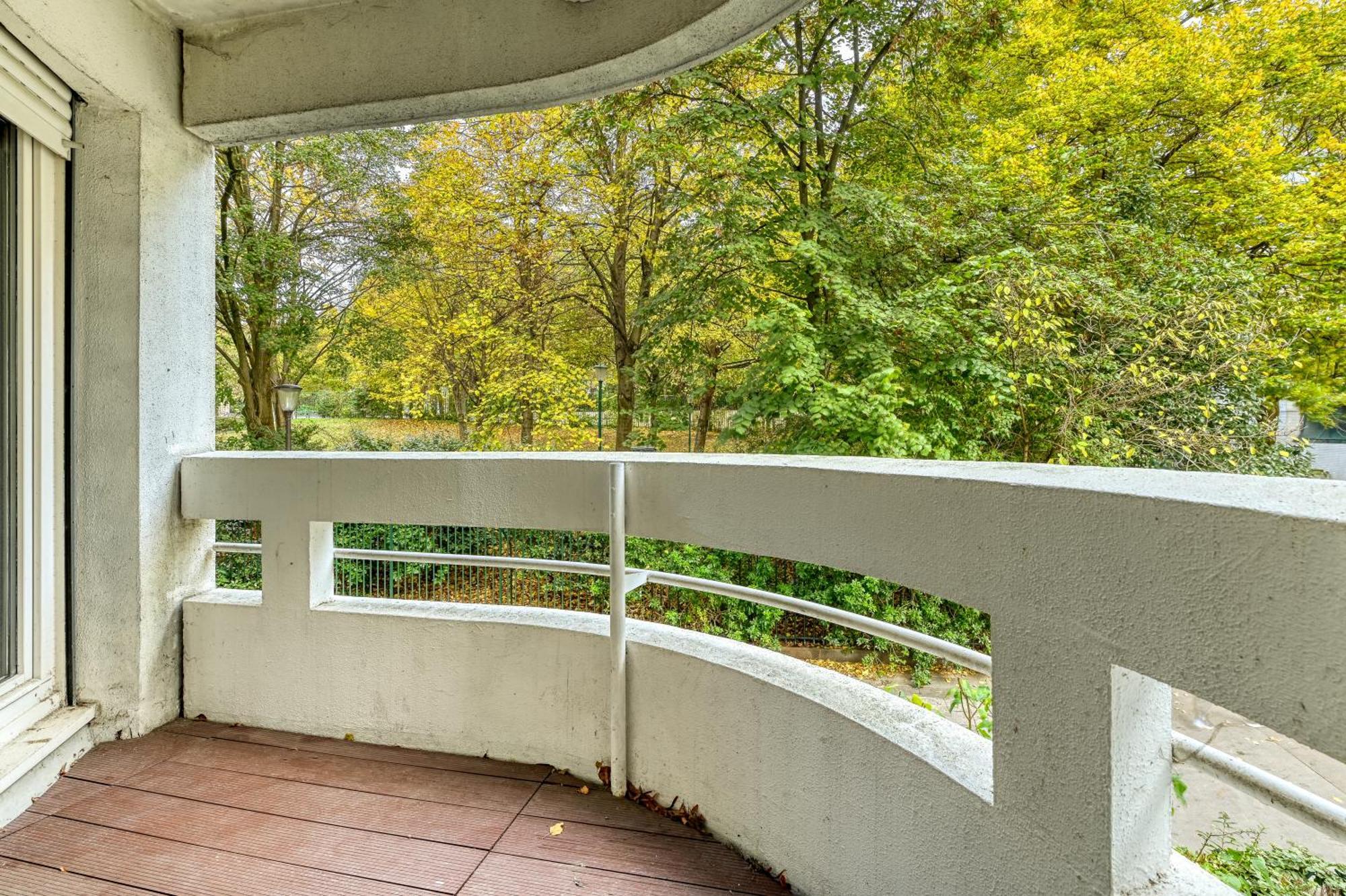 3 Bedroom Apartment With Balconies Paris Eksteriør billede